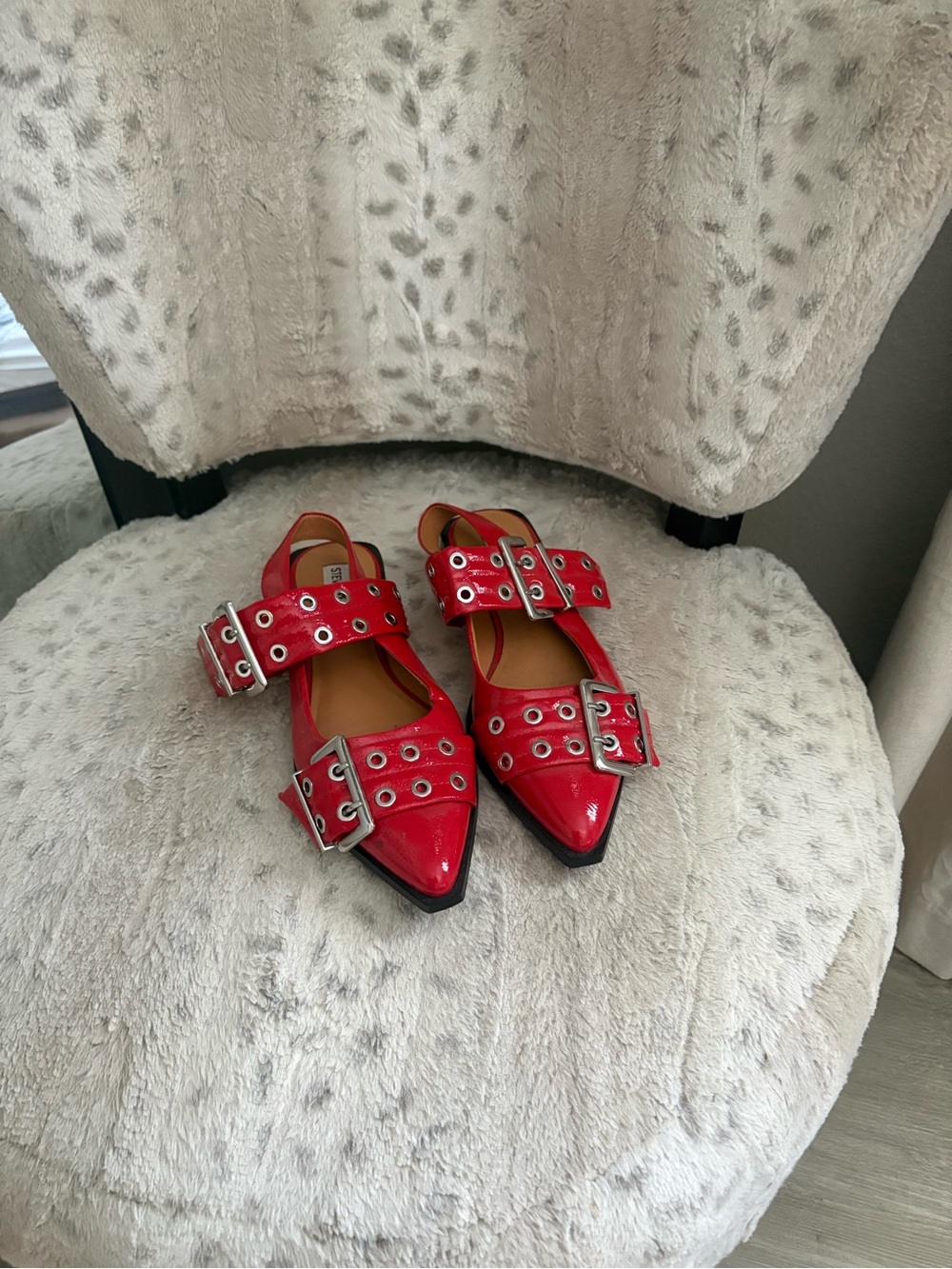 Steve Madden Red Patent Pointed Buckle Flats with Silver Eyelets